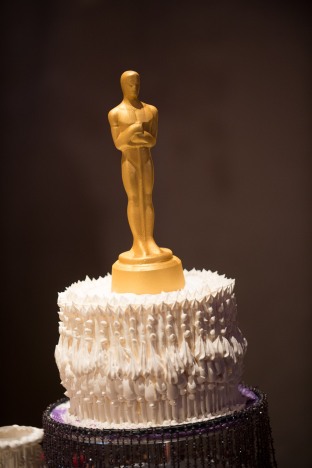 More than 5,000 mini chocolate Oscars and 50 life-sized chocolate Oscars will decorate the room.